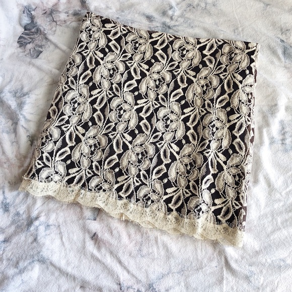 Boho, Sheek, Cream & Brown Lace, Mini Skirt, F21 - Picture 2 of 7
